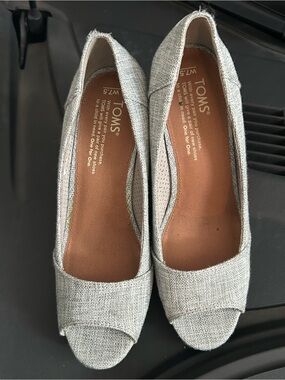 Toms Silver Linen Wedge Peep-Toe Shoes w7.5
